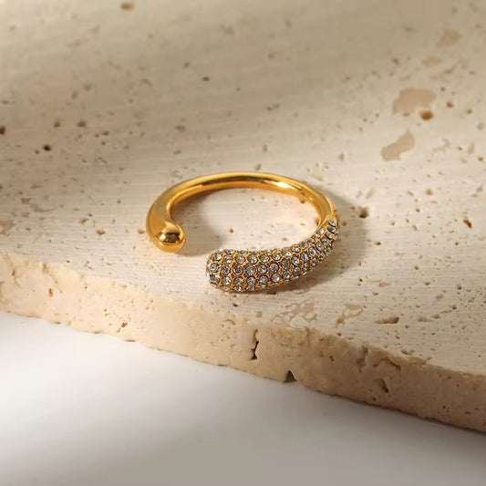 Elysian Curve Ring